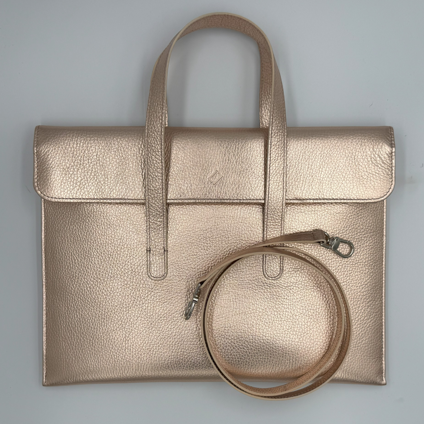 Fashion Laptoptasche 14,1" in Kupfergold mit Henkel und Schultergurt